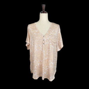 Shiela Rose Floral Pocket T-Shirt Large